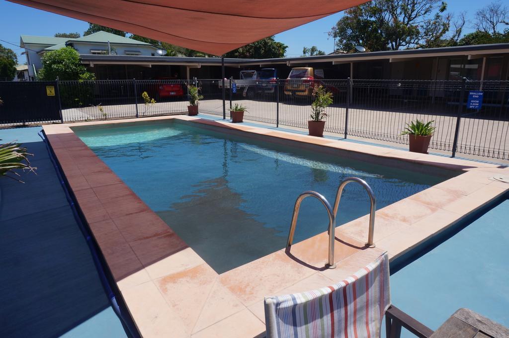 A & A Motel Proserpine Ngoại thất bức ảnh